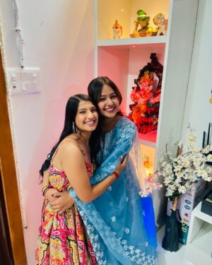 Priya Agarwal Instagram - Happiest Birthday To You BAE ♥️
My 11:11 🌍 
I don’t say it enough but you deserve the world ,
don’t know what i would do without you 🥺
#bae