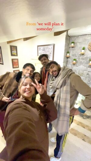 Priya Agarwal Instagram - Tag Your Friends and Plan That Trip rn!! ⛰️🤍
@pankaj_rajput_1103 @snehuuuu_0301 @my_name_is_govind_ @thakurabhisheksingh5875
.
.
.
#reels #reelsinstagram #instagram #instagood #manali #trip #snow #yjhd #masti #friends #group #plan #viral #explorepage