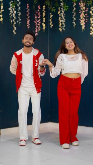 Priya Agarwal Instagram - Agar Tum Kaho 😍🫰🏻
dc - @pankaj_rajput_1103 🌻
.
.
.
.
#reels #reelsinstagram #instagood #instagram #agartumkaho #meinkoiaisageetgaun #bollywood #bollywoodsongs #90sbollywood #cute #dance #trend #trendingreels #viral #explorepage