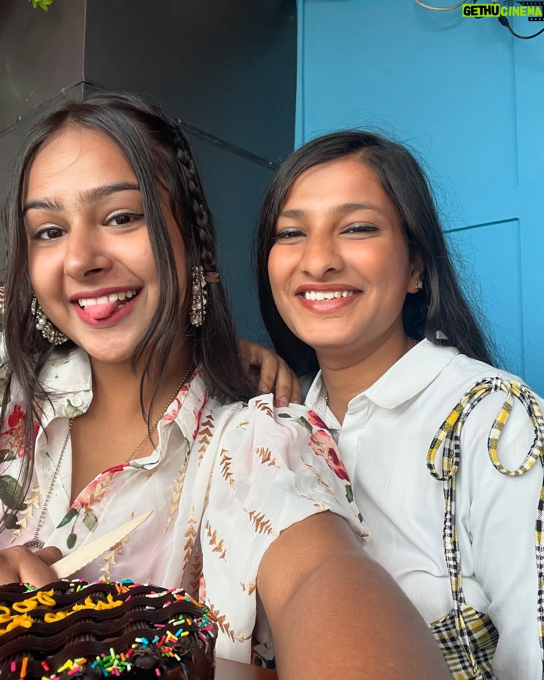 Priya Agarwal - 1K Likes - Happiest Birthday To You BAE ♥️
My 11:11 🌍 
I don’t say it enough but you deserve the world ,
don’t know what i would do without you 🥺
#bae