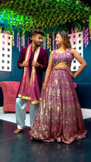 Priya Agarwal Instagram - Guess the song name??? 🤔✨
@pankaj_rajput_1103 ✨
.
.
.
.
#reels #reelsinstagram #instagood #instagram #saynasayna #weddingdress #weddinglook #weddingsong #99s #90sbollywood #bollywoodsongs #viral #masti #explorepage