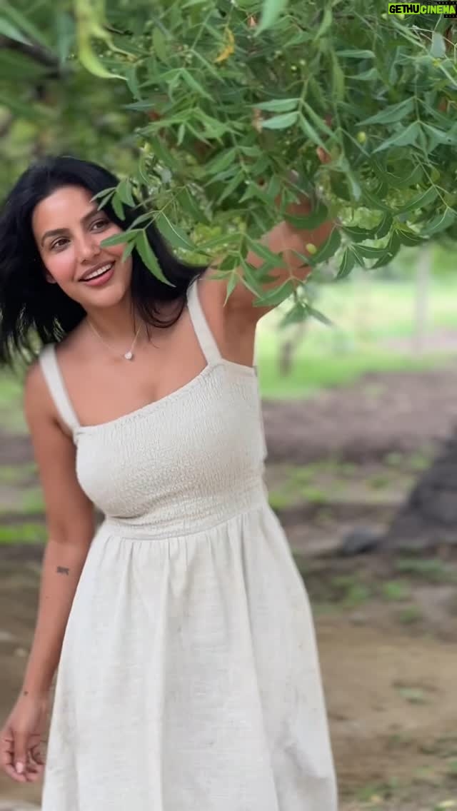 Priya Anand - 161.4K Likes - The simple joys are the the most meaningful! 🥰