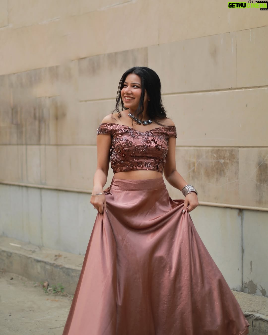 Priya Goyal - 11.1K Likes - Forever a Barbie Girl❤️
.
.
.
.
.
#instagood #instagram #instadaily #fashion #fashionblogger #fashionista #explore #explorepage #instalike #lifestyle #beautiful #love #smile #ootd #picoftheday