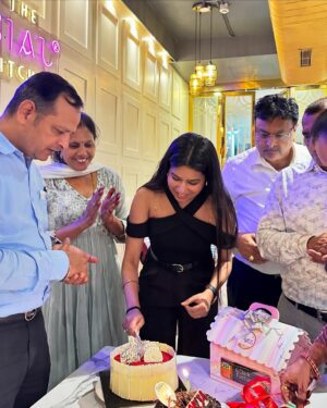Priya Goyal Instagram - About Yesterday🎉❤️ @_priyagoyall 
.
.
.
.
.
.
#instagood #instagram #instalike #instadaily #lifestyle #birthday #party #love #familia #family #smile #explore #explorepage #picoftheday