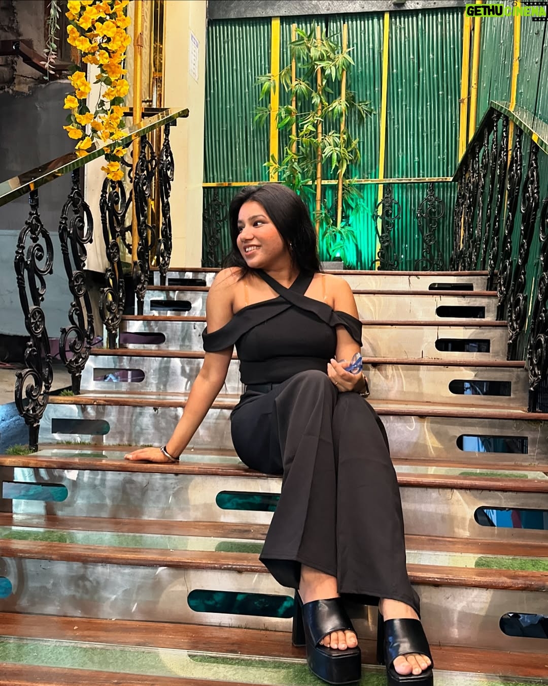 Priya Goyal - 10.4K Likes - About Yesterday🎉❤️ @_priyagoyall 
.
.
.
.
.
.
#instagood #instagram #instalike #instadaily #lifestyle #birthday #party #love #familia #family #smile #explore #explorepage #picoftheday