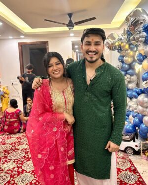 Priya Goyal Instagram - Khushiyan ghar aayi🧿🥳 #bhaiyabhabhi ❤️
.
.
.
.
.
.
#instagood #instadaily #instalike #instagram #instamood #roka  #vibes #explore #explorepage #love #trending #ootd #picoftheday