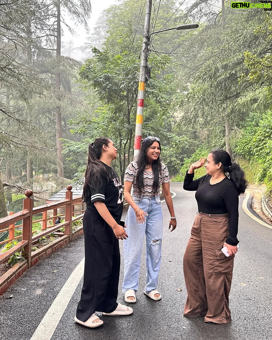 Priya Goyal - 13.9K Likes - Bff goals🫶🏻❤️ 
.
.
.
.
.
#instagood #instadaily #instagram #instalike #explore #explorepage #bff #travel #travelgram #fun #mountains #trip #picoftheday