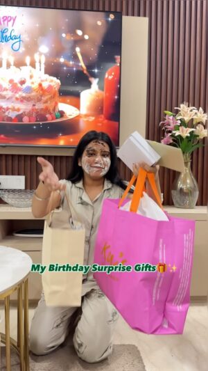 Priya Goyal Instagram - My Birthday Surprise Gifts😍🎁
.
.
.
.
.
.
#reels #reelsinstagram #reelitfeelit #explore #explorepage #lifestyle #fashion #minivlog