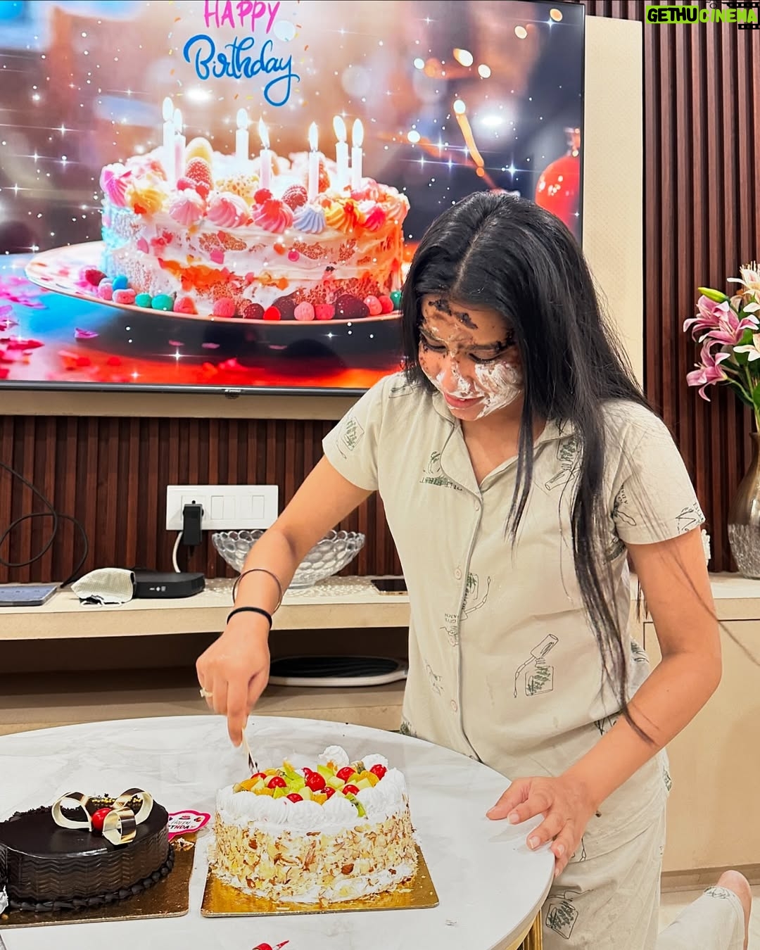 Priya Goyal - 4.1K Likes - Happy Birthday to MEEE🎉❤️ @_priyagoyall 
.
.
.
.
.
.
#instagood #instagram #instadaily #explore #explorepage #birthday #vibes #love #lifestyle #ootd #picoftheday