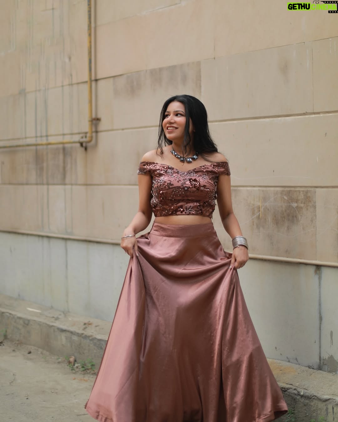 Priya Goyal - 11.1K Likes - Forever a Barbie Girl❤️
.
.
.
.
.
#instagood #instagram #instadaily #fashion #fashionblogger #fashionista #explore #explorepage #instalike #lifestyle #beautiful #love #smile #ootd #picoftheday