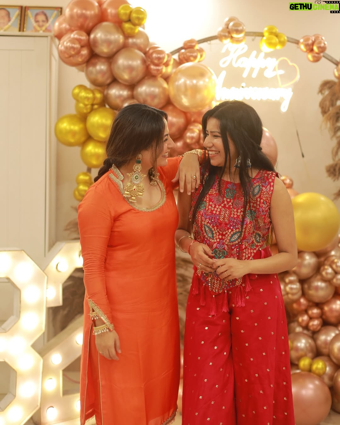 Priya Goyal - 8.1K Likes - Loving this little life of ours❤️ 
.
.
.
.
.
.
#instagood #instagram #instadaily  #family #familia #love #smile #cute #explore #explorepage #picoftheday