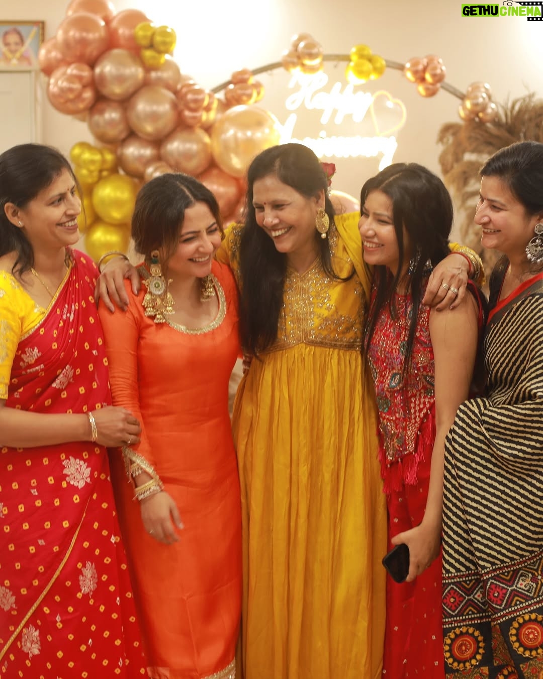 Priya Goyal - 8.1K Likes - Loving this little life of ours❤️ 
.
.
.
.
.
.
#instagood #instagram #instadaily  #family #familia #love #smile #cute #explore #explorepage #picoftheday