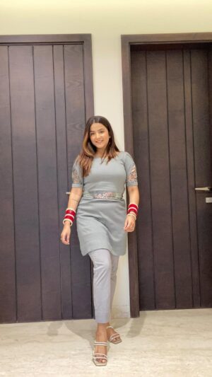 Priya Kapoor Arora Instagram - Day 7/7 Summersuits series
Outfit - @handmaidenindia
#ootdfashion #ootd #summersuits #suits