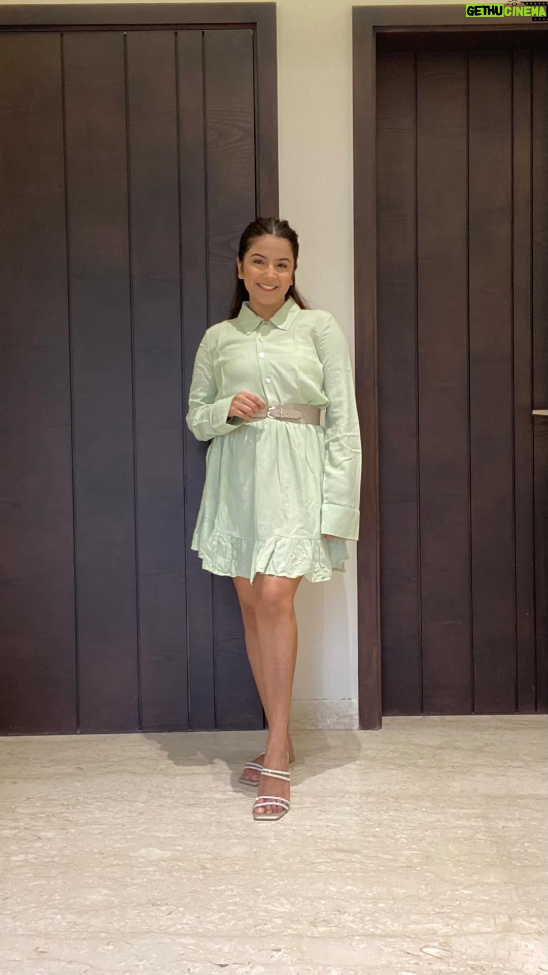 Priya Kapoor Arora - 2.2K Likes - DAY 3/5 Summerdresses series 

Dress - @koton 
Belt - @hm 
Slippers - @stelatoesshoesindia 
Bag - @zara 

#summerstyle #summerdresses #bags #heels