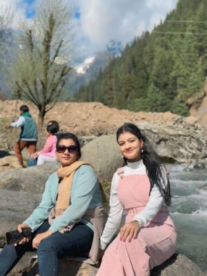 Priya Mitra Instagram - Kashmir🥰
