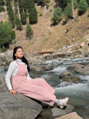 Priya Mitra Instagram - Kashmir🥰