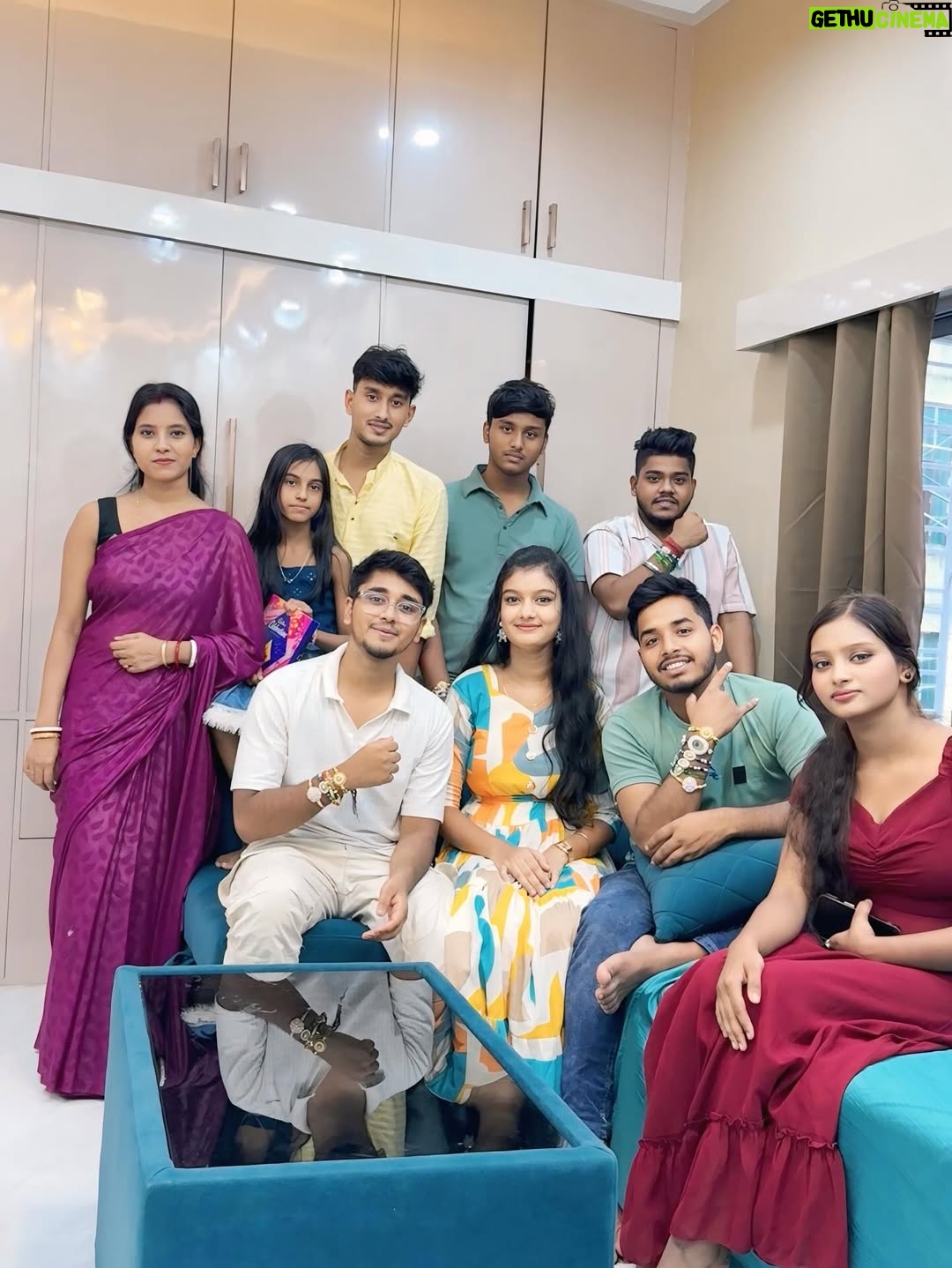 Priya Mitra - 33.3K Likes - শুভ রাখী পূর্ণিমা🥰
