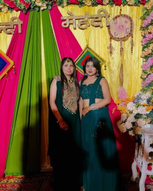 Priya Rathore Instagram - Dost ki Mehndi ceremony ❤️☘️