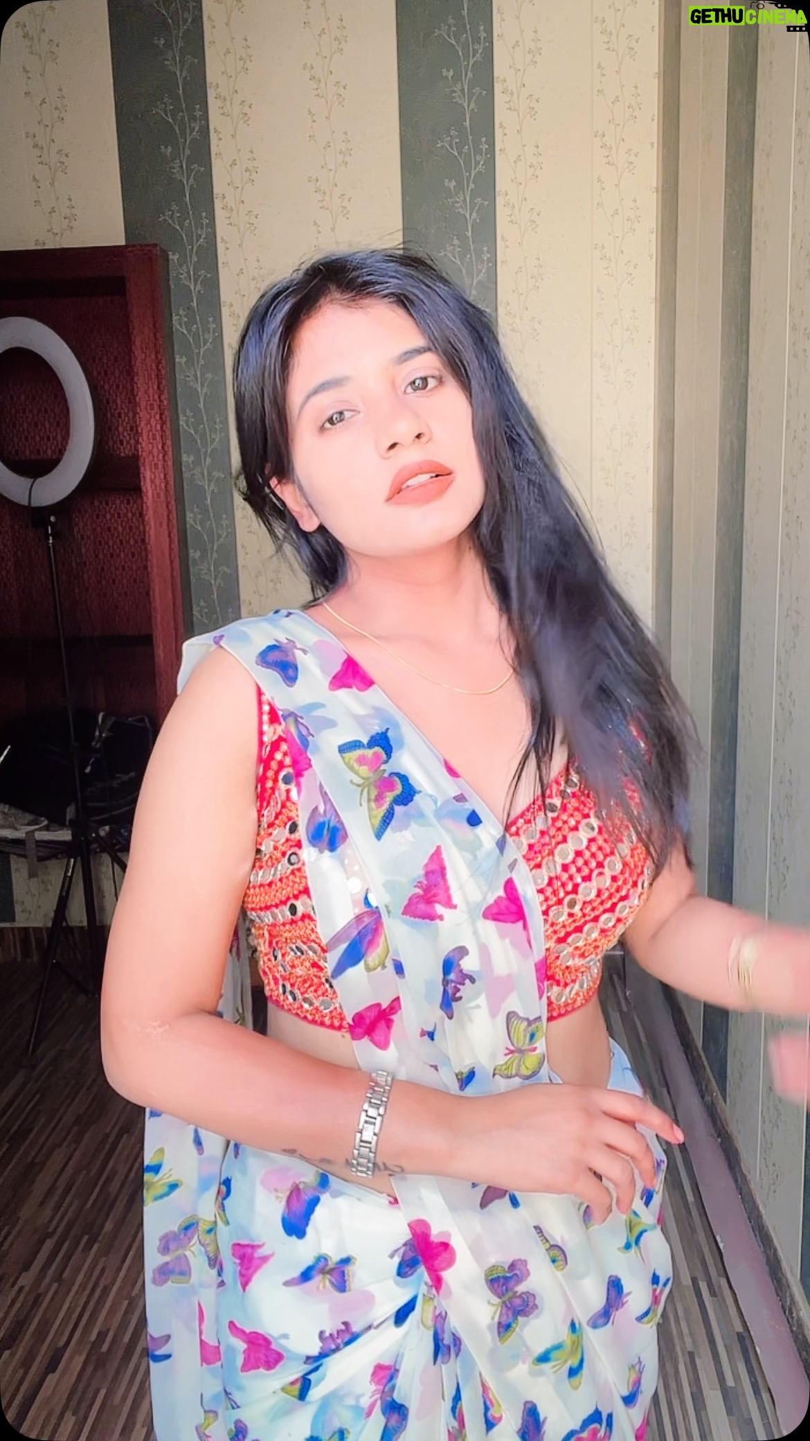 Priya Rathore - 0.9K Likes - Kuch bhi action 😝😛
