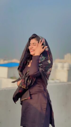 Priya Rathore Instagram - 😁 dhoop 🌞 me nikla na karo