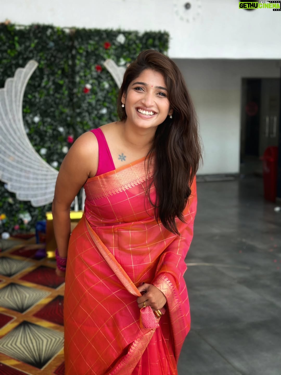 Priya Vadlamani - 72.9K Likes - To a good day ✨️🌻