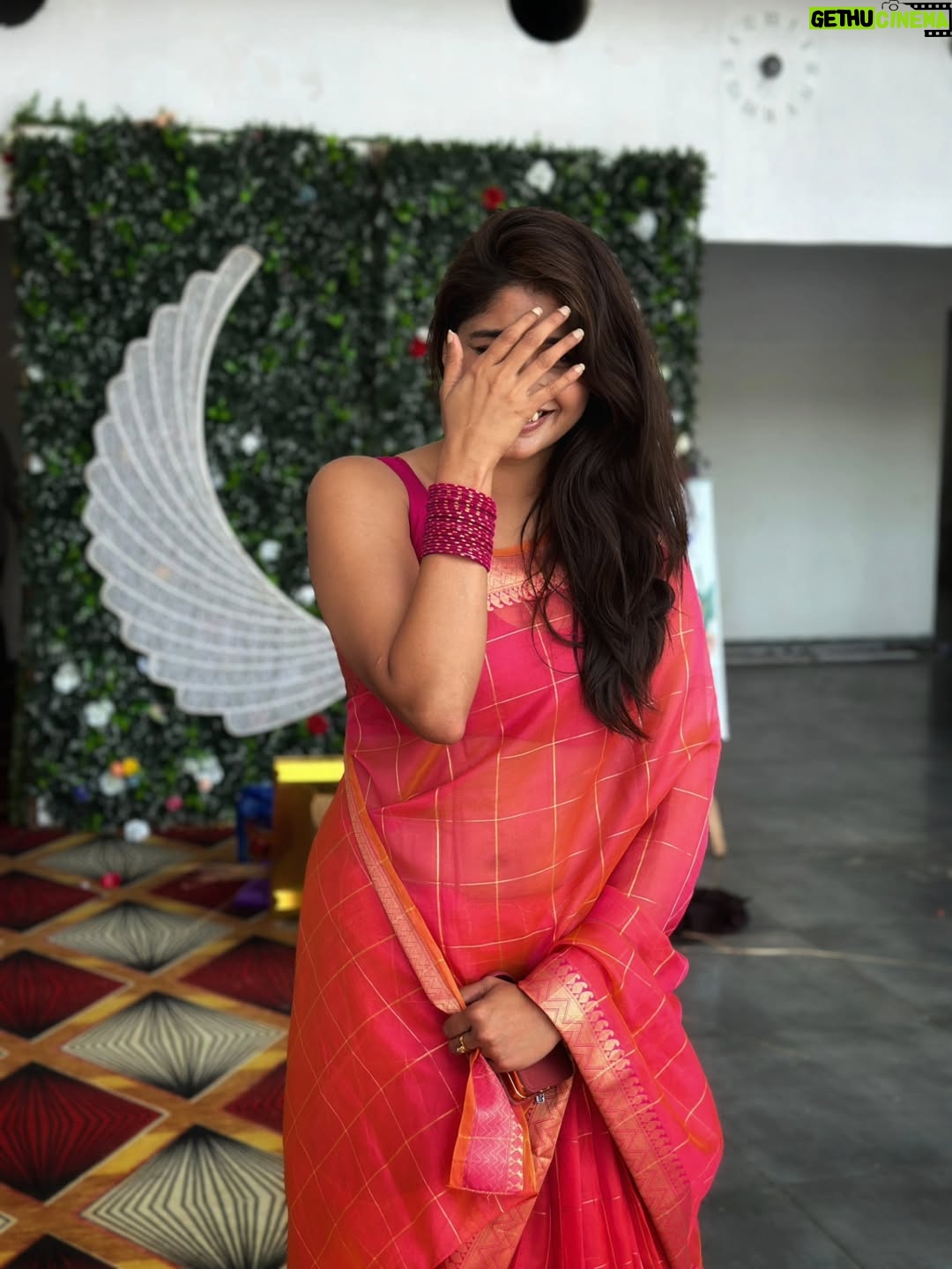Priya Vadlamani - 72.9K Likes - To a good day ✨️🌻