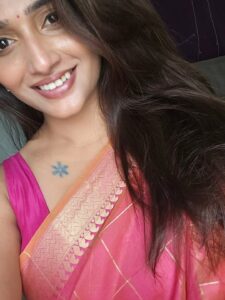 Actress Priya Vadlamani HD Photos and Wallpapers November 2025