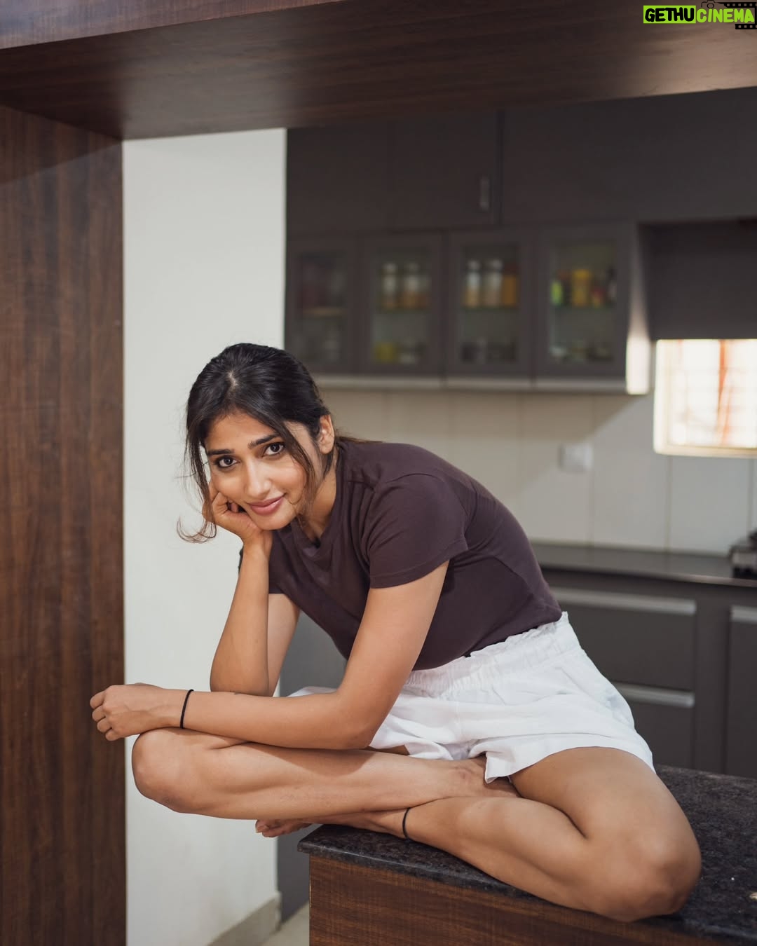 Priya Vadlamani - 82K Likes - 📸 @the_pixel_farmer 🤎🤎