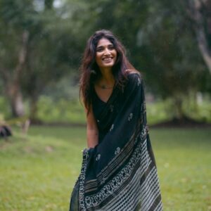 Priya Vadlamani Instagram - It's that time of the year again...@the_pixel_farmer when when when are we shooting again ??✨️🩵