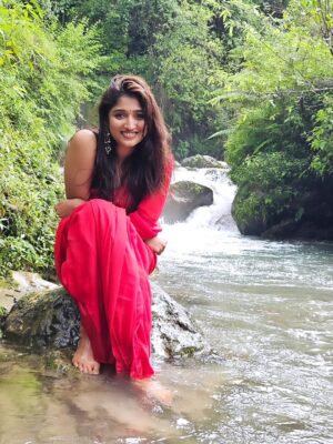 Priya Vadlamani Instagram - Birthday behaviour...🐒🌻
Extremely grateful and thankful for all the wishes..birthdays are often a beautiful reminder of how loved I am and i am truly beyond grateful..✨️💛
Also this was my first birthday alone, without my family or friends . Just by myself. And it was a beautiful day, I walked aimlessly in a town I don't know, I ate whatever I wanted, I sat and read anywhere I wanted , I was in awe of how truly beautiful nature is.. the mountains have always always been my escape and that's all I wanted this year. Quiet and peace and it really was serene...highly recommend solo travel for birthdays 🐣🐣
P.s - I was very very safe while clicking these pictures. This is a stream that flows through the place I was staying and the current was very normal when I clicked these...