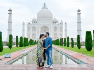 Priyamani Instagram - A love story etched in marble 🤍🤍🤍🤍 a wonder to behold !!!

Promise of Love!!

Mumtaz ♾️ Shahjahan. 

Taj Mahal forever. See the beauty to believe it