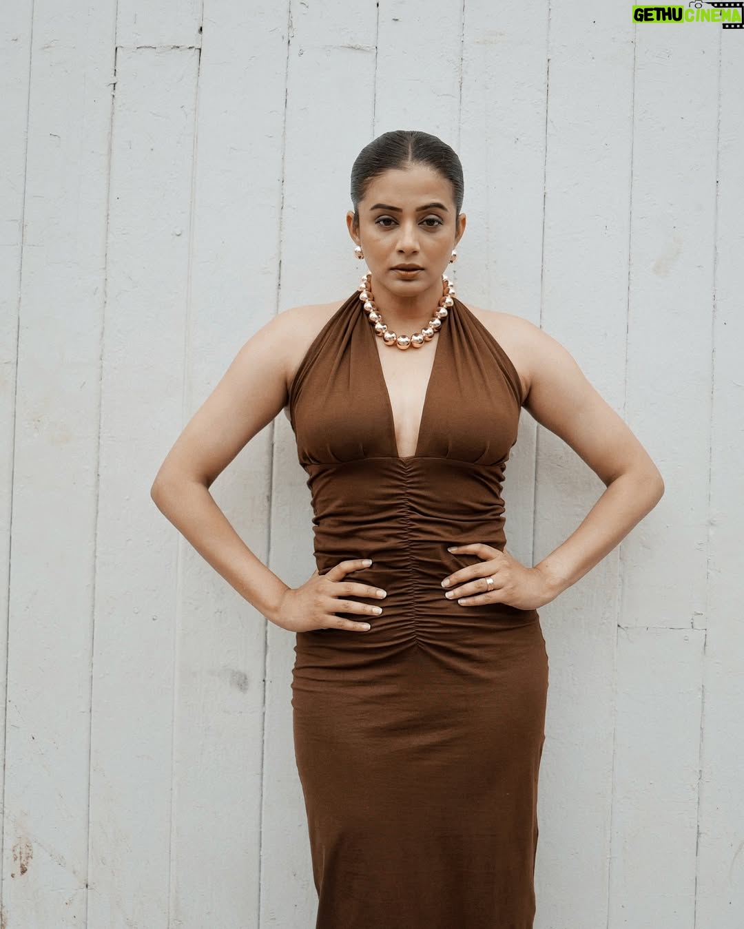 Priyamani - 209.1K Likes - Wearing my coffee, not drinking it.
.
.
Wearing @neonthelabelsofficial @viralmantra 
Jewels by @aquamarine_jewellery
Shoes by @oceedeeshoes 
📸 @cinesarang.co
Styled by @theitembomb 
MUAH @pradeep_makeup @shobhahawale