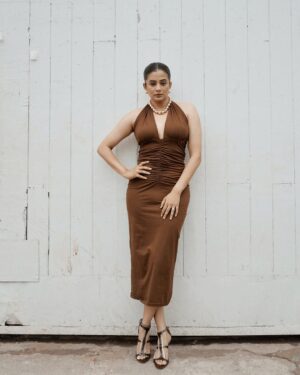 Priyamani Instagram - Wearing my coffee, not drinking it.
.
.
Wearing @neonthelabelsofficial @viralmantra 
Jewels by @aquamarine_jewellery
Shoes by @oceedeeshoes 
📸 @cinesarang.co
Styled by @theitembomb 
MUAH @pradeep_makeup @shobhahawale