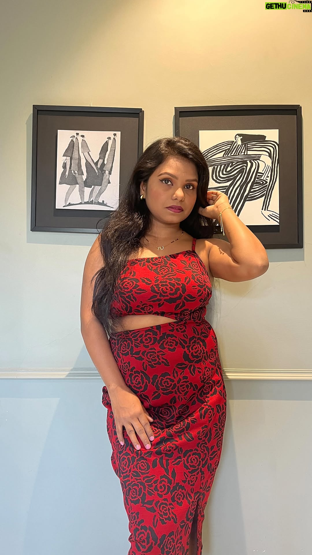 Priyanka Bhagat - 3K Likes - On this mother’s Day! 🧘‍♀️ I Joined a session which organised by @multifitofficial for a special sound therapy session designed to relax, rejuvenate, and celebrate the amazing women in our lives. 

Not only this I got a chance to discuss about skin care therapy with skin specialist. It was amazing experience.

MothersDay #SoundTherapy #Multifit #Wellness"