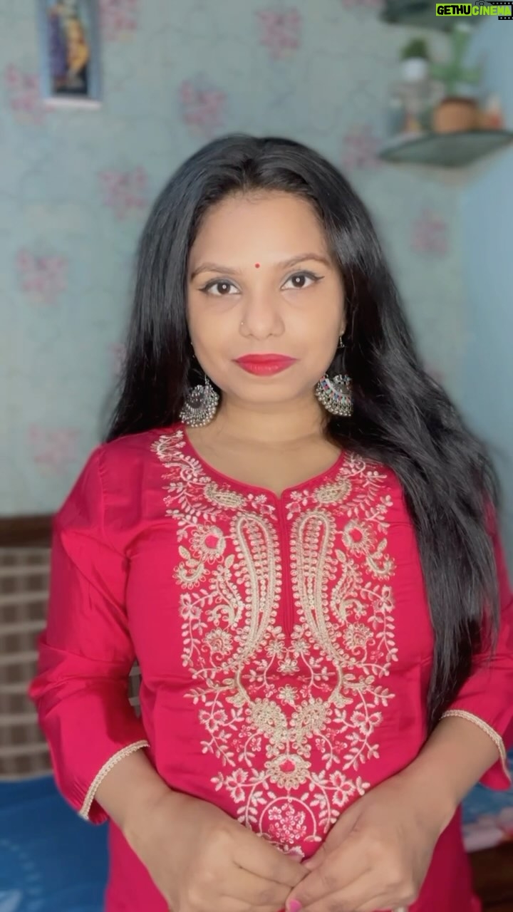 Priyanka Bhagat - 2.9K Likes - GRWM with beautiful collection of @navlik.in . Love the color and fabric, u can also check their page for more collection or buy this from myntra .

#kurticollection #kurtiwithdupattaset #myntrafınds #myntrafashion #traditional