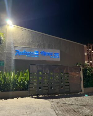 Priyanka Bhagat Instagram - Chasing good vibes and good food.,Aesthetic restaurant bliss, āWhere every bite is a masterpiece.ā
@radissonbluhinjawadi
#radisson #restaurant #punebloggers #foodypeople #punekars