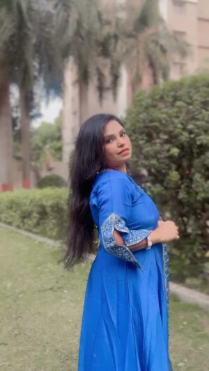Priyanka Bhagat Instagram - āElegance redefined! Pairing tradition with modern style ā
@navlik.in
#kurti #dupatta #fashion
#navlik #indianwear #amazonfinds #amazontraditionalwear
