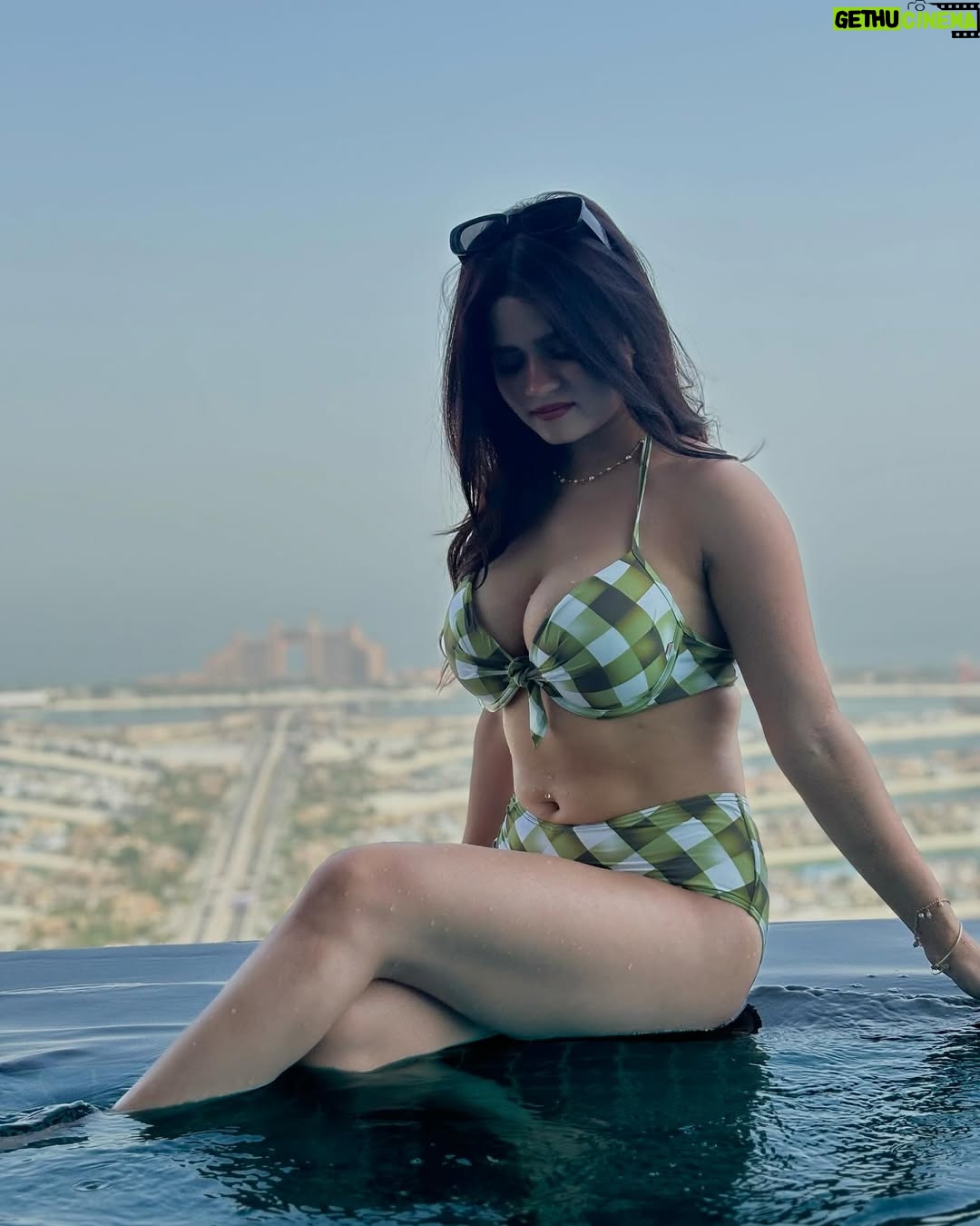 Priyanka Chaturvedi - 18K Likes - Birthday behaviour 🎈🫧💫

#birthdaygirl #birthdaypost #vacationmode #birthdaypost #dubai🇦🇪 #swimmingday #explore #fyp #vacayvibes #Dubaivacay2024