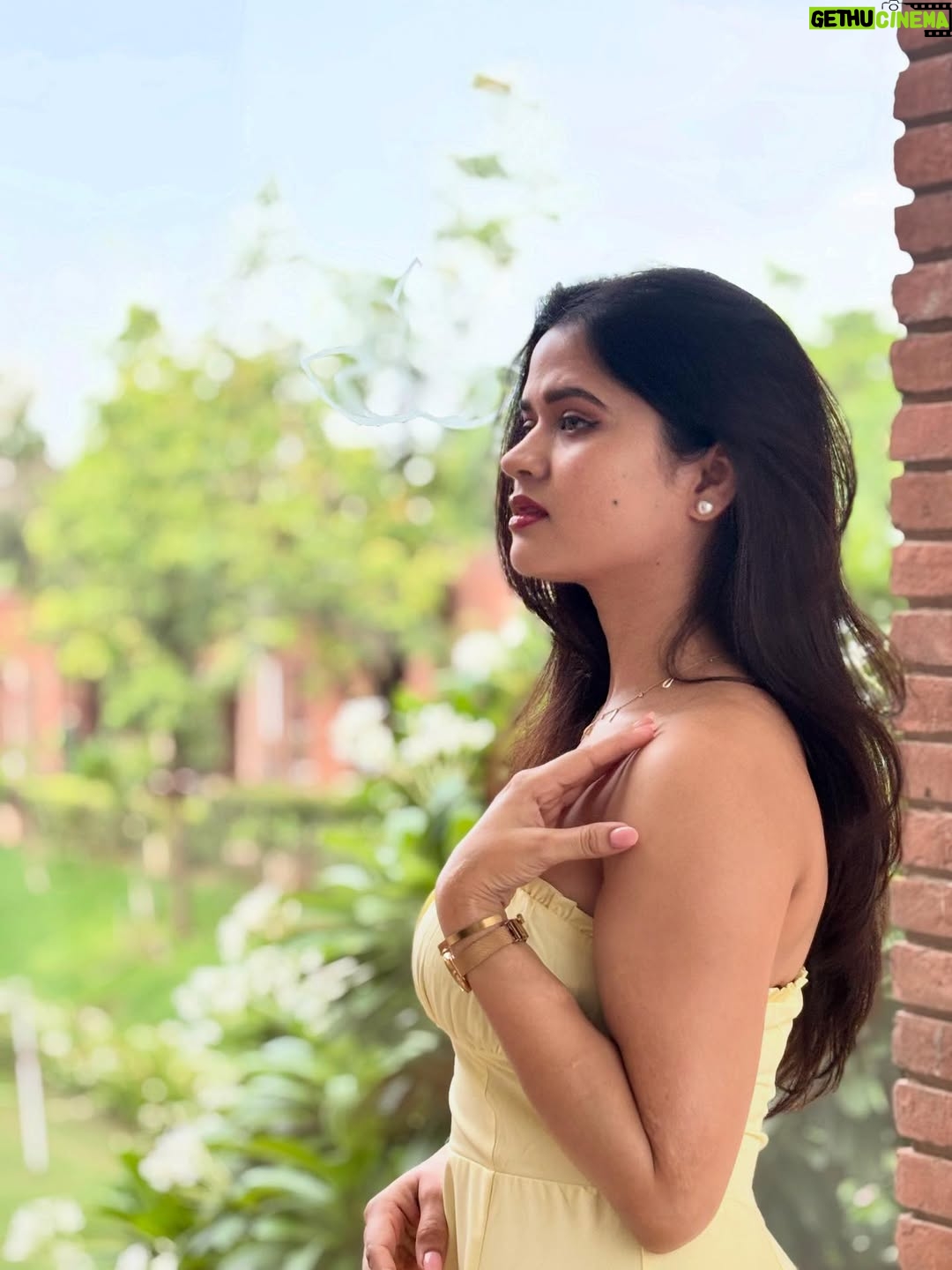 Priyanka Chaturvedi - 4.8K Likes - Buttery yellow 💛