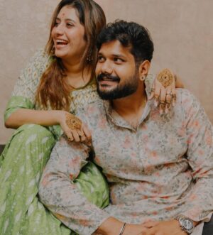 Priyanka Deshpande Instagram - All my love, for the one who’s been my partner in every chapter of life — for every silly fight, every secret kept, and every tomorrow we share. 🥂♥️
.
.
#iloveyoutambi #rakhi