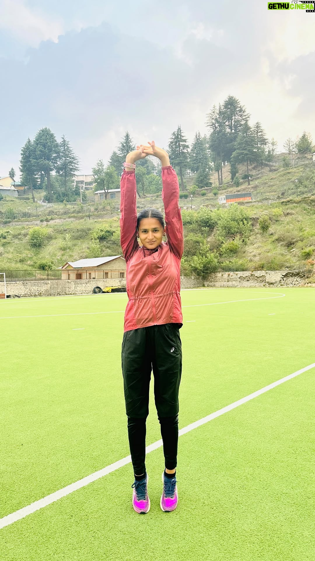 Priyanka Goswami - 3.3K Likes - जो व्यक्ति छोटे-छोटे कर्मो को भी ईमानदारी से करता है, 
वही बड़े कर्मो को भी ईमानदारी से कर सकता है।

#training #hard #work #focus