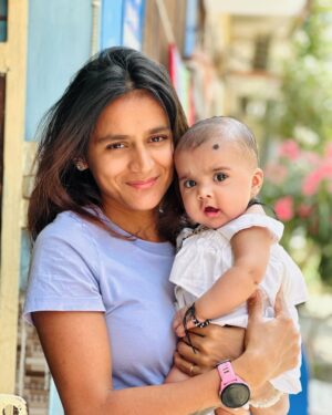 Priyanka Goswami Instagram - Niece 👸
#love #cute #cutepie #doll #baby #smile #alwayshappy #with #loveyourself #yati #buah #beti