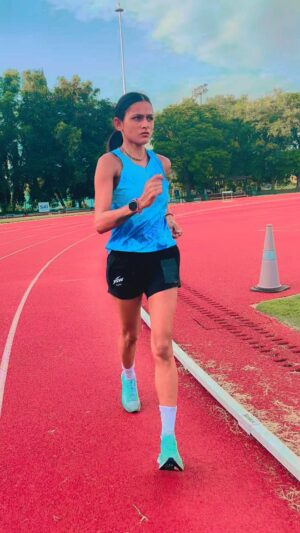 Priyanka Goswami Instagram - खुद में वो बदलाव लाईये !
जो आप दूसरों में देखना चाहते हैं !!
#athlete #indian #racewalking #work #hard #tokyo #world #championship