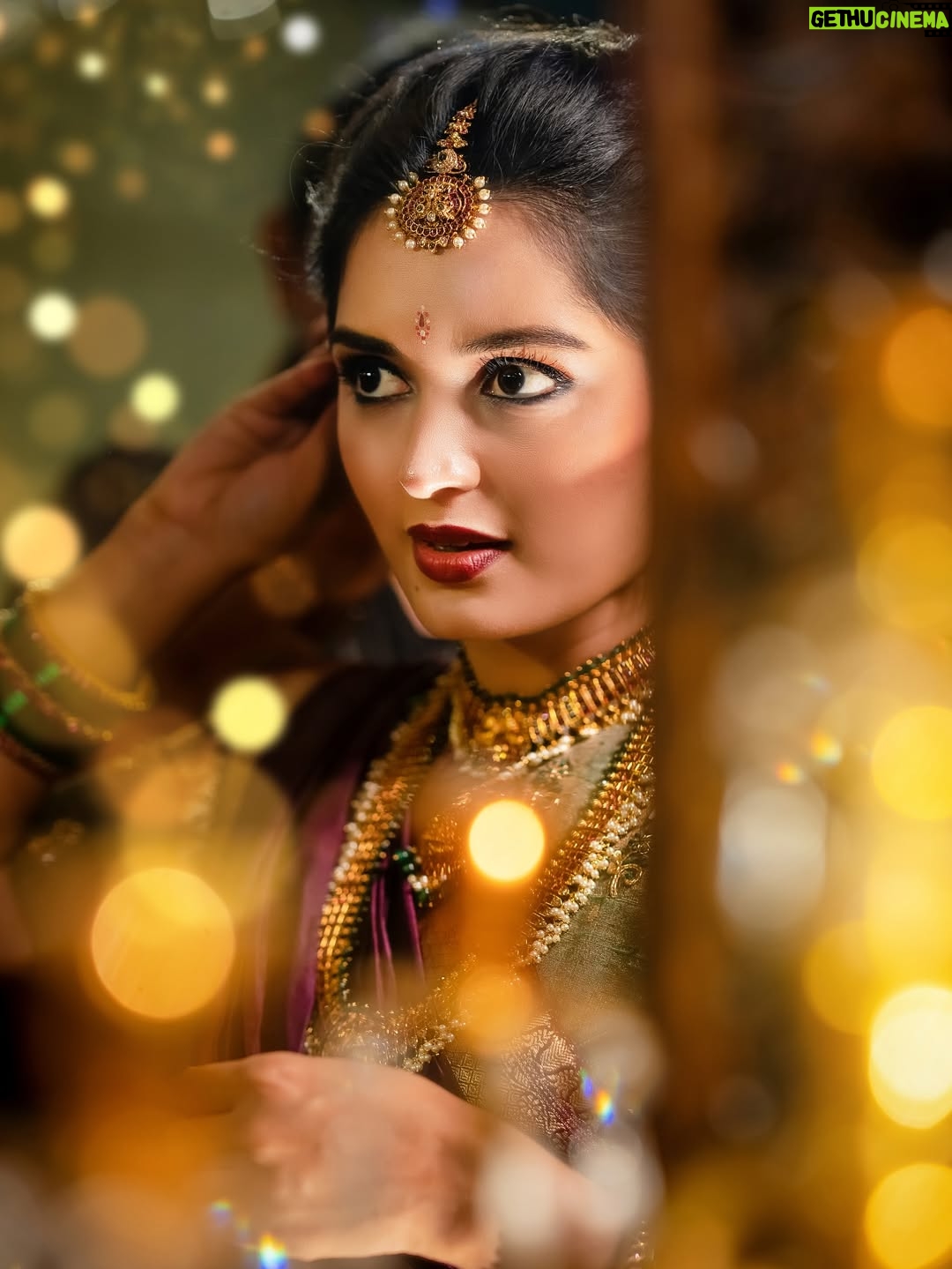Priyanka M Jain - 89.3K Likes - మహానటి❤️‍🔥

In @srehadesignerstudioofficial @srehadesignerjewelleryofficial 
📸 @dl_shoots 
💄 @almightymakeupstudioacademy 
@nstudios_prewedding 

.

.

.

.

.

.

#priyanka #priyankajain #priyankamjain #mahanati #savitri #trending #retro #india #telugu #teluguretro #maayabazaar #lehenga #pattu #south #southindian #wedding #jewellery #viral #bn #virall #vintage #designs #designsoftheday #weddinghairstyle #ootd #ootn #outfit #attire
