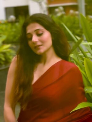 Priyanka Mitra Instagram - 🤎
.
.
💄 @artistic_arinjit
🥻 @sampurna_dey_100
.
.
#imstagood #love #happiness #weather #redraw #gratitute #grateful #harekrishna