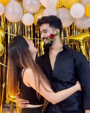 Priyanka Mitra Instagram - Happy birthday to the love of my life ❤️
I am so appreciative of all of the blessings in my life. I have friends, family, health, etc. but the one blessing I am forever grateful for is knowing and loving you.
My appreciation for you is endless.
I forever pray for your longevity. You are all that I have 🧿❤️
I LOVE YOU ❤️
.
.
.
#hisbirthday #birthdaypost #loveofmylife #happiness #livelife #grateful #gratitute #radhekrishna