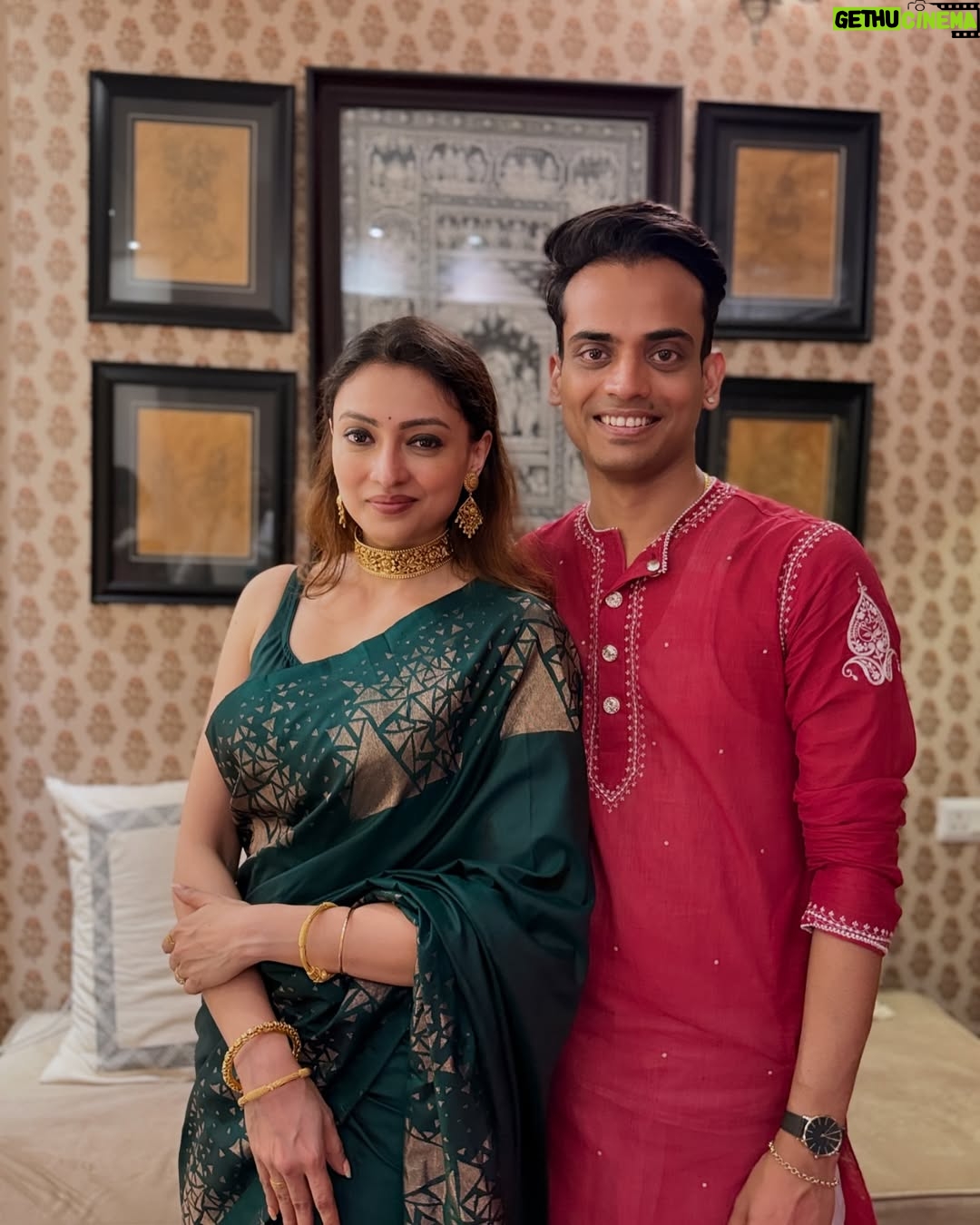 Priyanka Mondal - 1.7K Likes - পাল বাড়ীর অন্নর্পূণা পুজো ২০২৫
