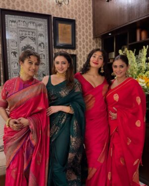 Priyanka Mondal Instagram - পাল বাড়ীর অন্নর্পূণা পুজো ২০২৫