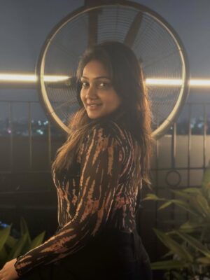 Priyanka Nalkari Instagram - #allaboutlastnight #withmagals #crazypics #goodtime #hyderabad #friendslove #instagram #indians #actress