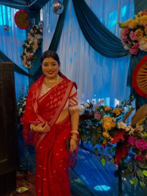 Priyanka Panigrahi Instagram - #laal saree🫶🏻🫶🏻🫶🏻🫶🏻